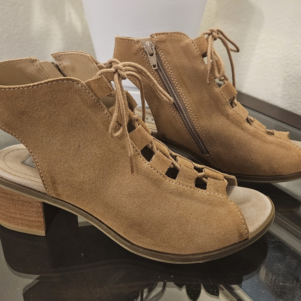 Steve Madden Aralyn Suede Lace Up Open Toe Booties Sandals Leather Size 8